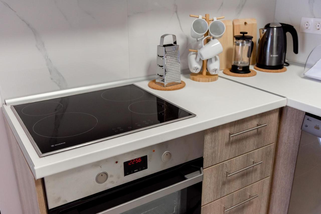 Nika Apartment Ханиоти Екстериор снимка