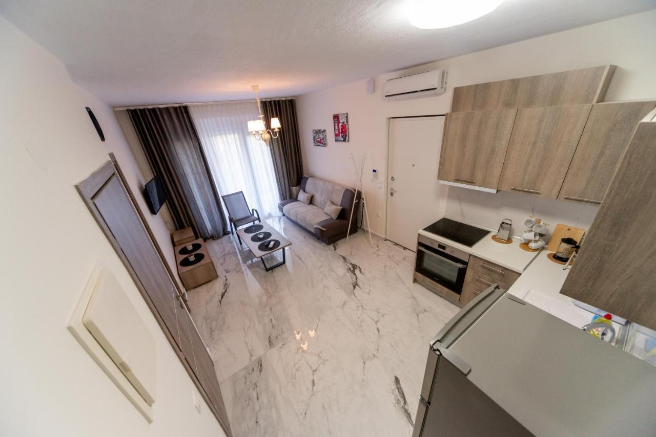 Nika Apartment Ханиоти Екстериор снимка